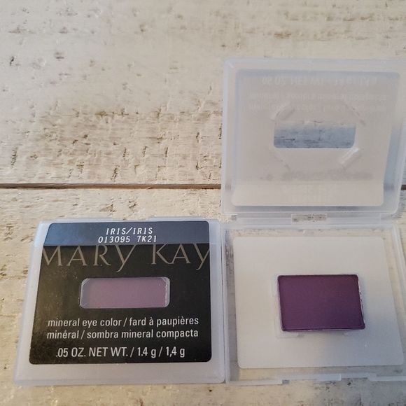 4/$14 Mary Kay Mineral Eye Color Iris (013095 7K21) - Picture 2 of 2